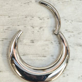 Titanium Septum Clicker Nose Ring, Moon Design Septum Jewellery, Cartilage Ring - 16g Piercing Hinged Ring - Clicker Hoops - Implant Grade ASTM F136