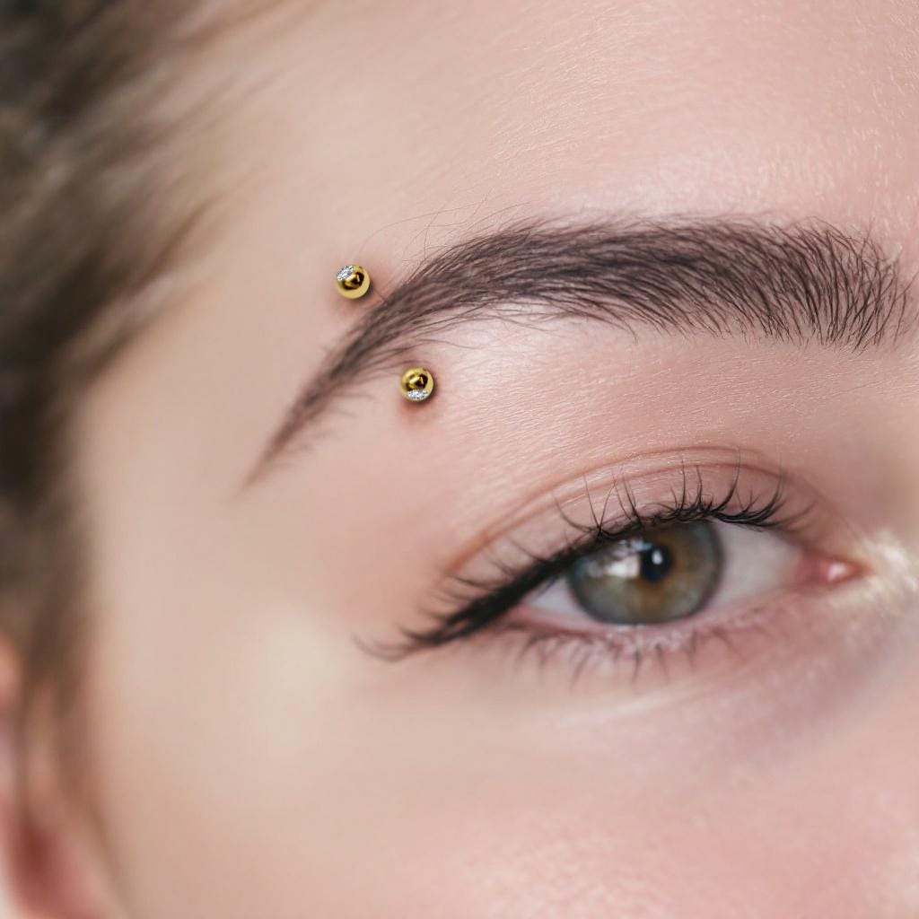 14K Gold Curved Barbell Piercing, Eyebrow Piercing with Gem Balls Cartilage Studs, Belly Ring - 16G Body Jewellery Gold Bent Bar