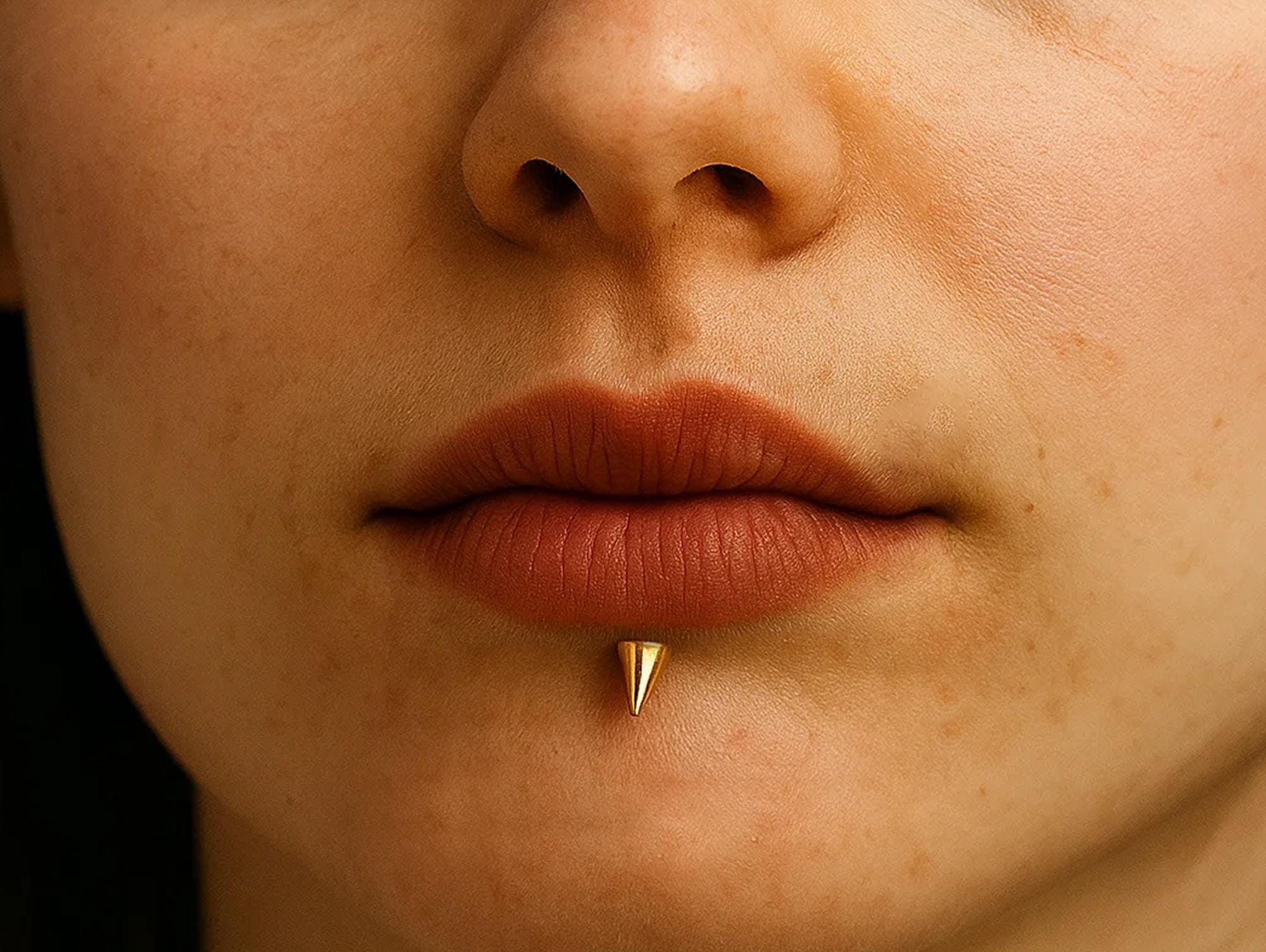 14k gold Spike Labret Stud Lip Piercing - Internally Threaded - 14g, 16g Body Jewellery